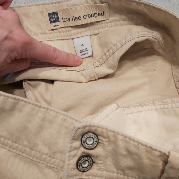 Gap Low Rise Capri - Picture 7 of 8